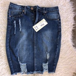 NWT jeans denim skirt size 6 USA, JUSTFAB